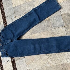 Wrangler Men's Deep Blue Straight Jeans